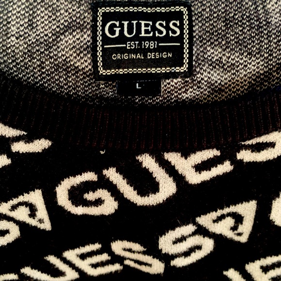 Men’s size L GUESS sweater - Picture 3 of 3